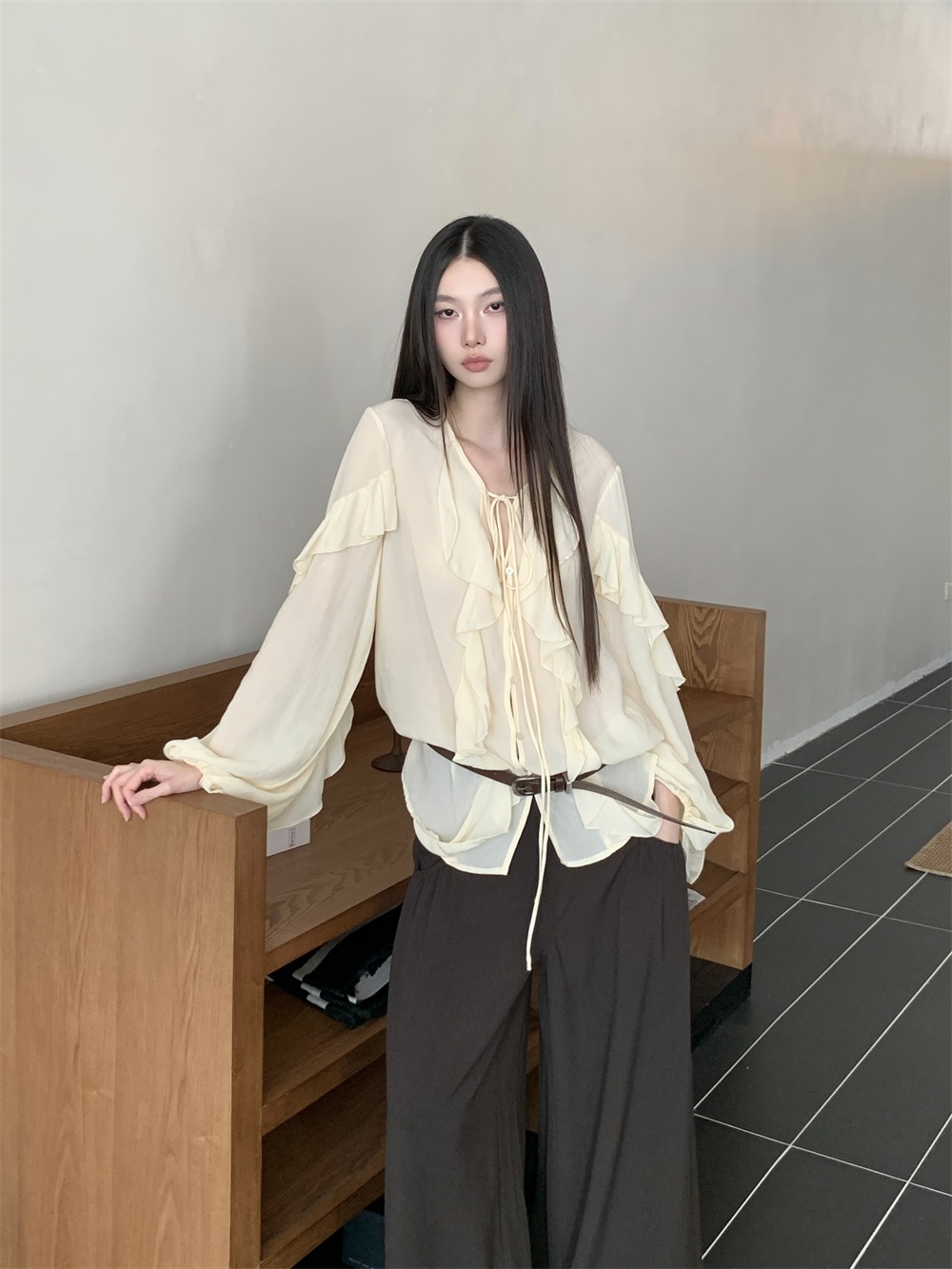 CHEERART Ruffles V Neck Tie Fr - Street Fashion Fall 2025 评论和价格