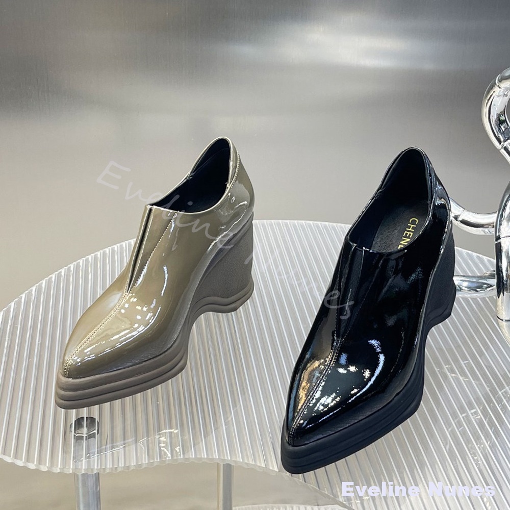 Patent Leather V Cut Pointed T - Street Fashion Dress 评论和价格