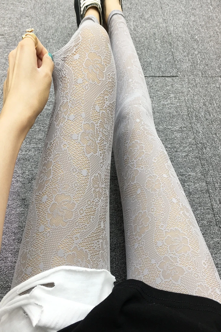 South Korea 2025 Lace Bottoms  - Street Fashion Look 评论和价格